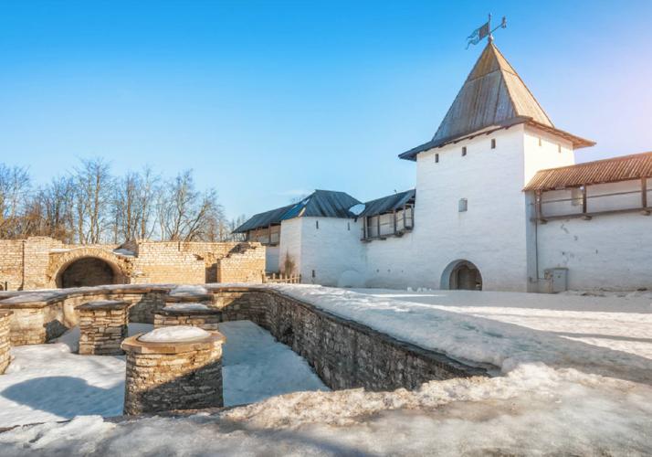 Классика Пскова: в гостях у старинных улиц