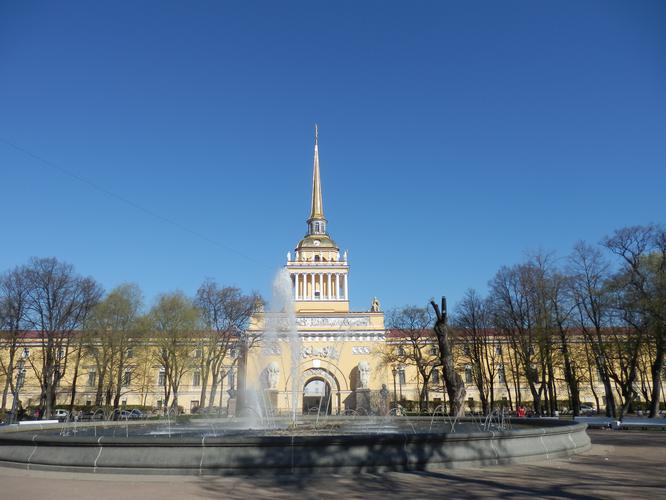Дворцовое кольцо Петербурга
