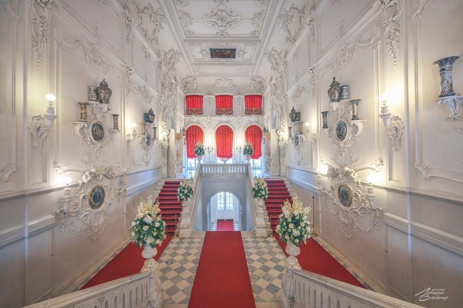 Новогодний Петербург: череда дворцов и имперских чудес 6 дней