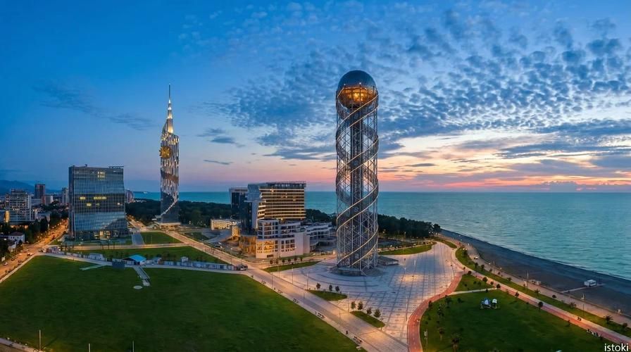 Формула Грузии: горы + море + вино
