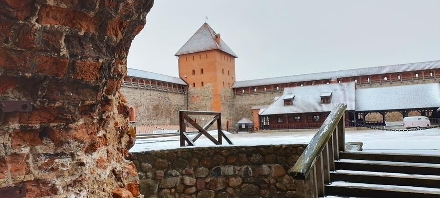 Автобус| Минск зимой: в гостях у Нового года и гостиного очага из Нижнего Новгорода