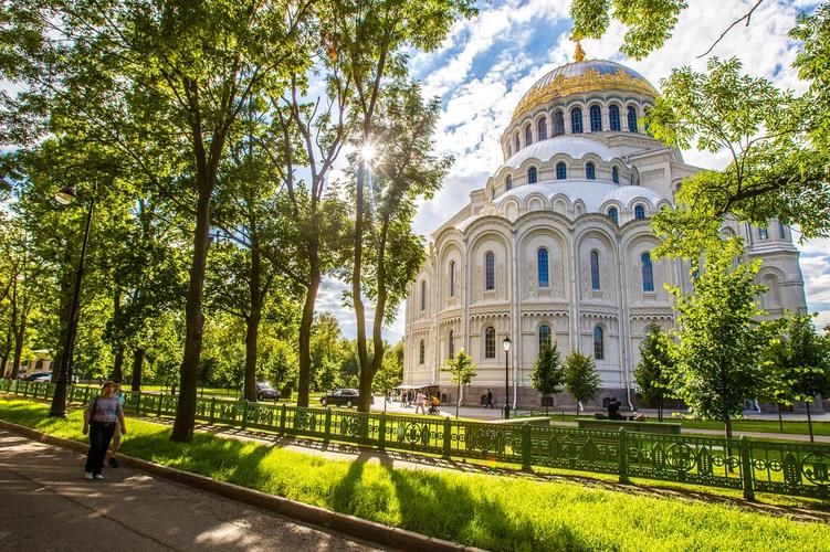 Четыре грани великого Петербурга: история, архитектура и вдохновение