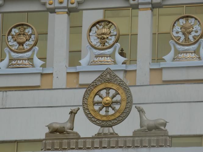 Калмыкская весна: когда степь становится садом