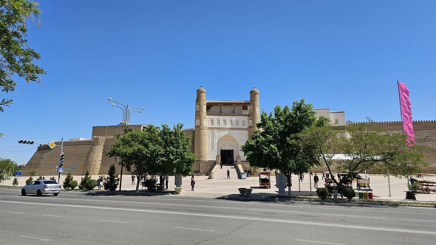 Где карта — не просто пластик, а ключ к сокровищам